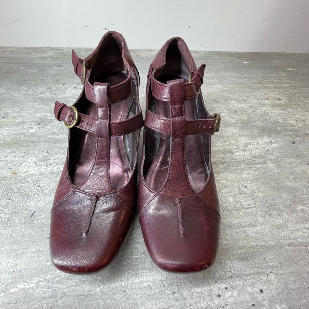 Indigo by Clarks Mary Jane Pumps Women 6M Burgundy Leather T-Strap 33184